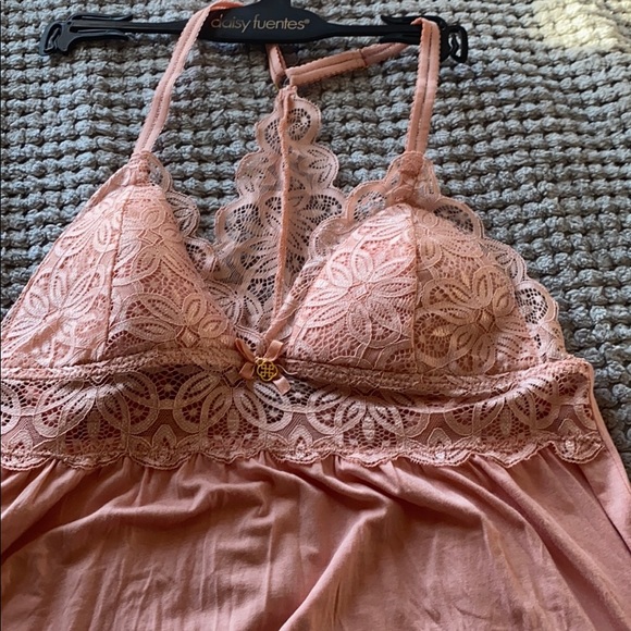 ✨🌸Daisy Fuentes - Picture 2 of 2